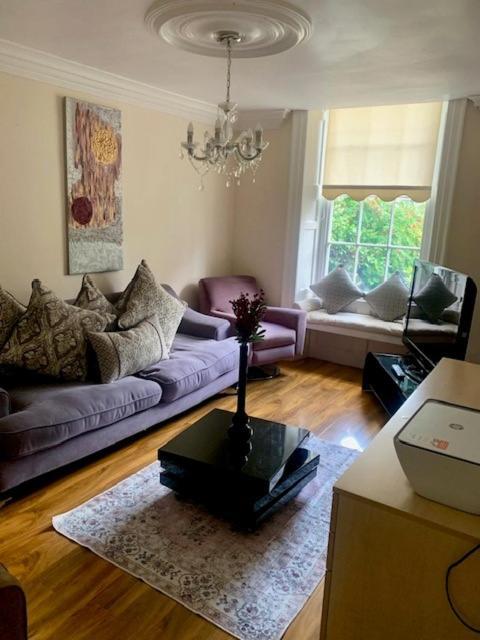 Central Spacious City Apartment 더럼 외부 사진